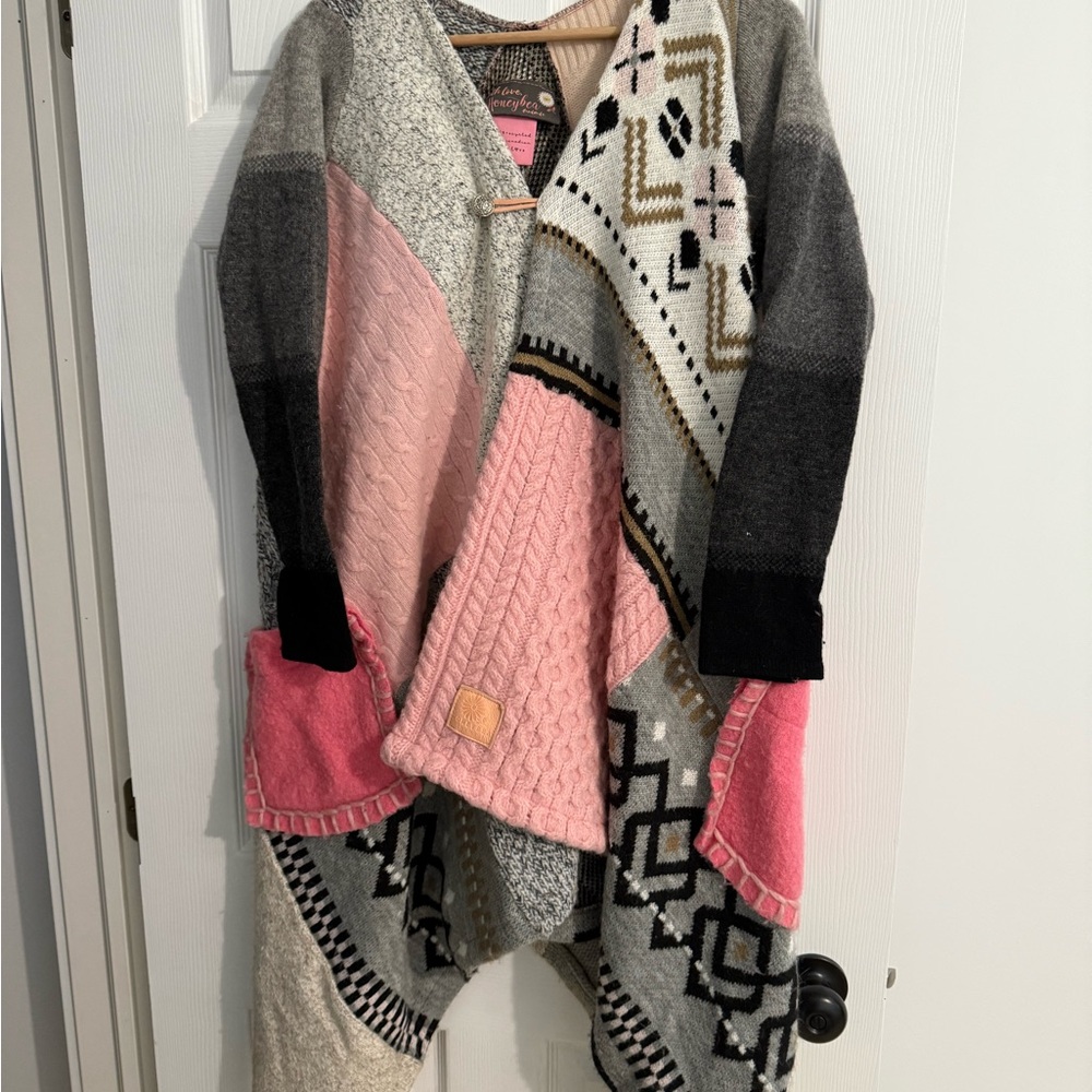 Chic Patchwork Cape with Pink and Gray Accents